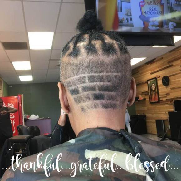 Meet your Posher, Annette - Picture 1 of 1